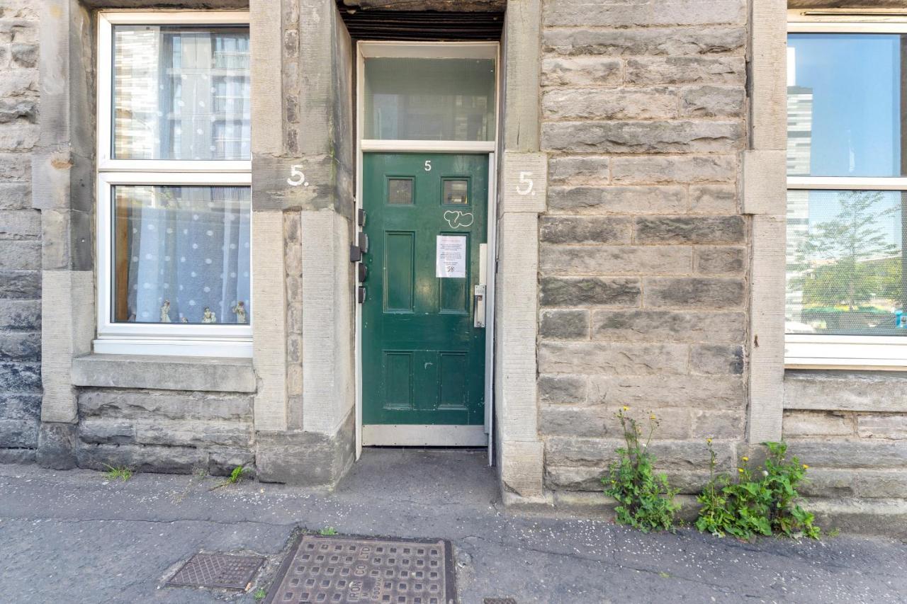 Modern & Spacious 1 Bedroom Apartment - Close To City Centre - Sleeps Up To 3 Guests Édimbourg Extérieur photo